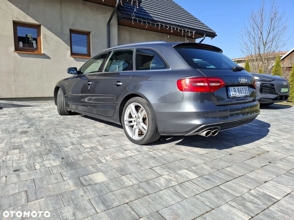 Audi A4 Avant - 2