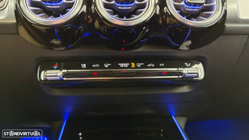 Mercedes-Benz GLB 180 d AMG Line - 25