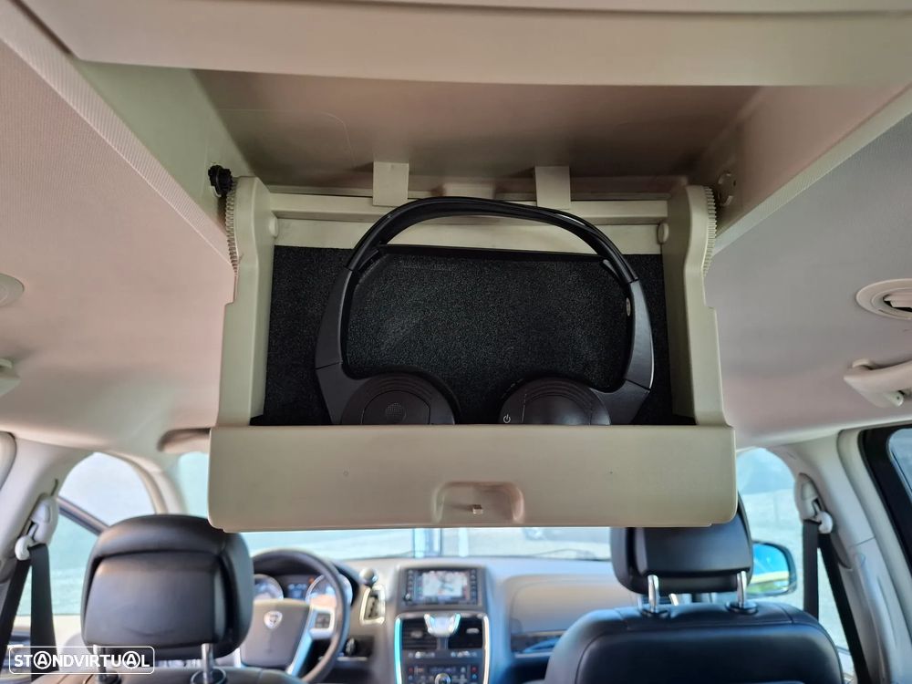 Lancia Voyager 2.8 CRD Gold - 45