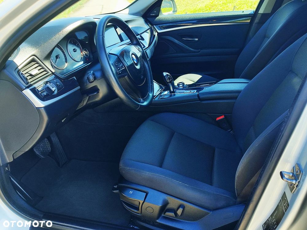 BMW Seria 5 520d - 19