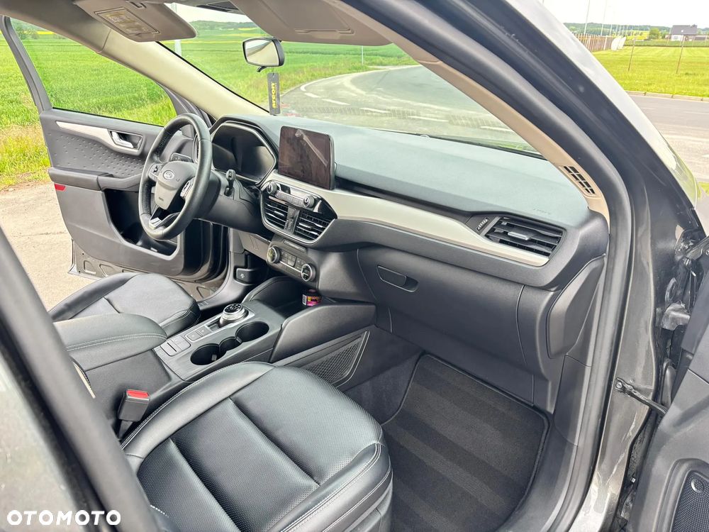 Ford Kuga 2.5 FHEV FWD Vignale - 11