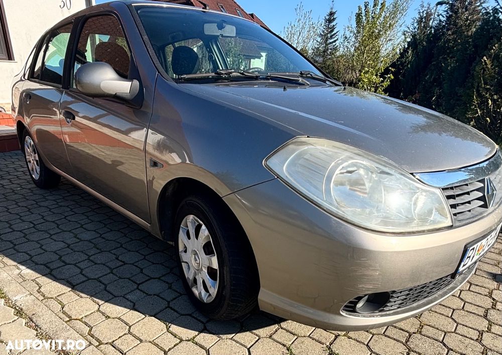 Renault Symbol - 1