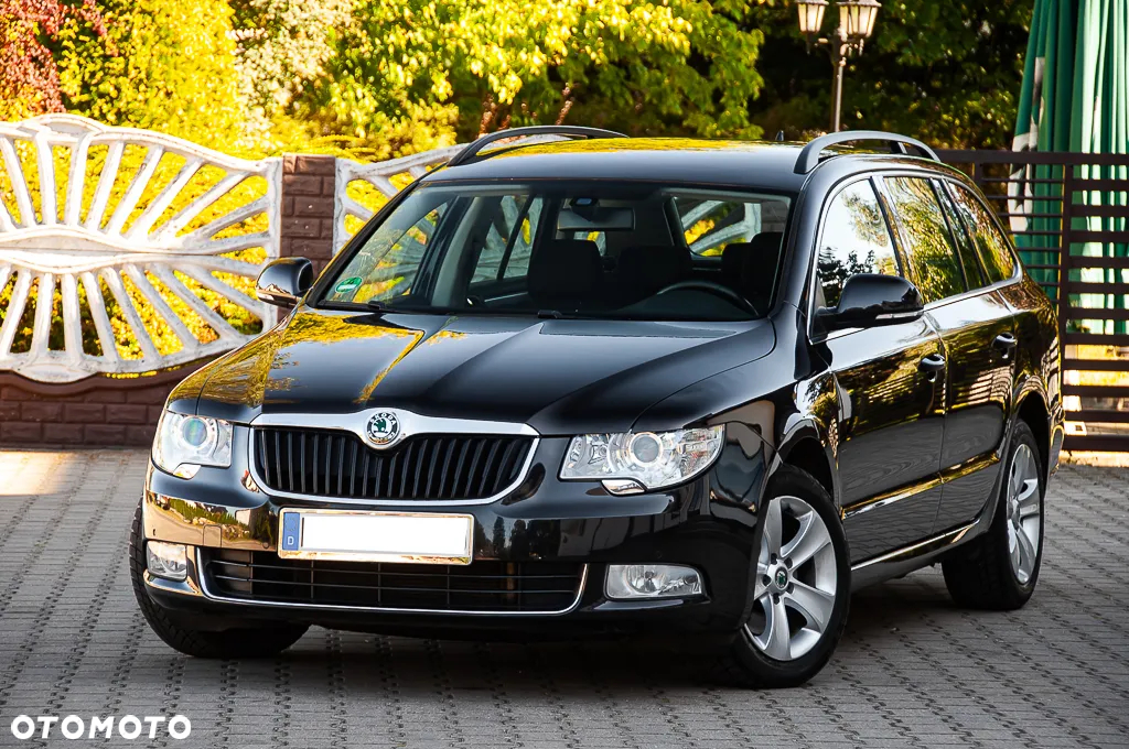 Skoda Superb 2.0 TDI DSG Exclusive - 6