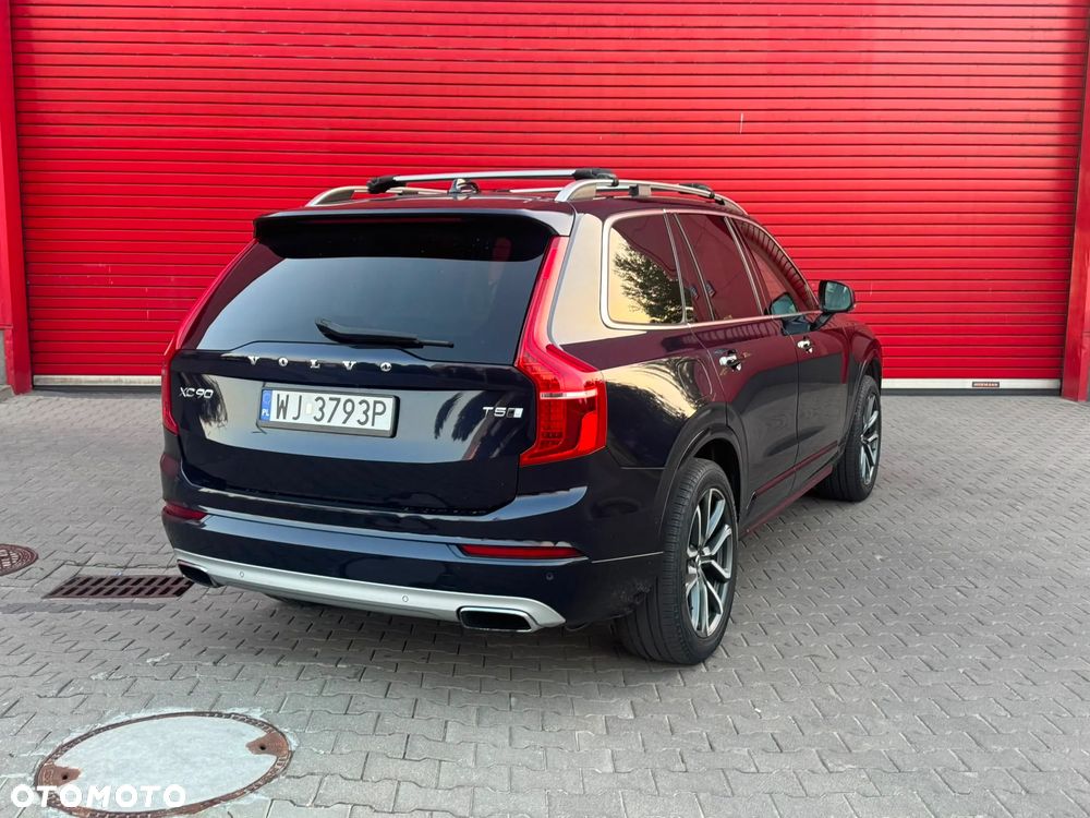 Volvo XC 90 T5 AWD Momentum - 11
