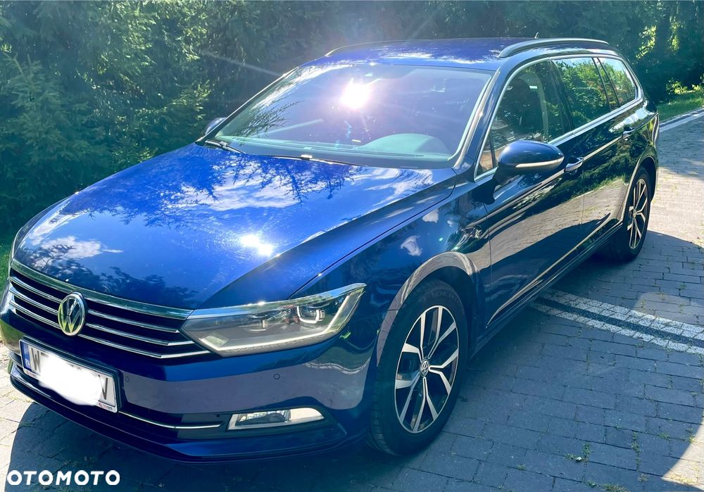 Volkswagen Passat - 4