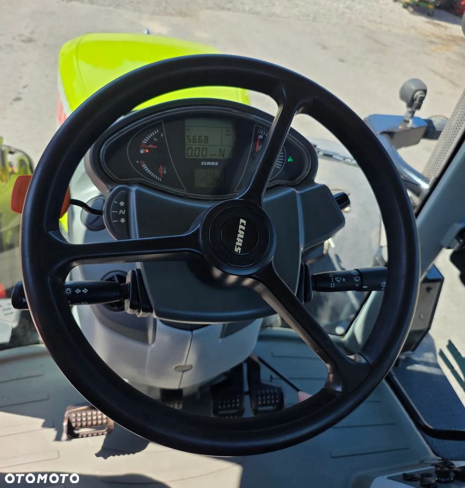 Claas AXION 820  CEBIS - 9