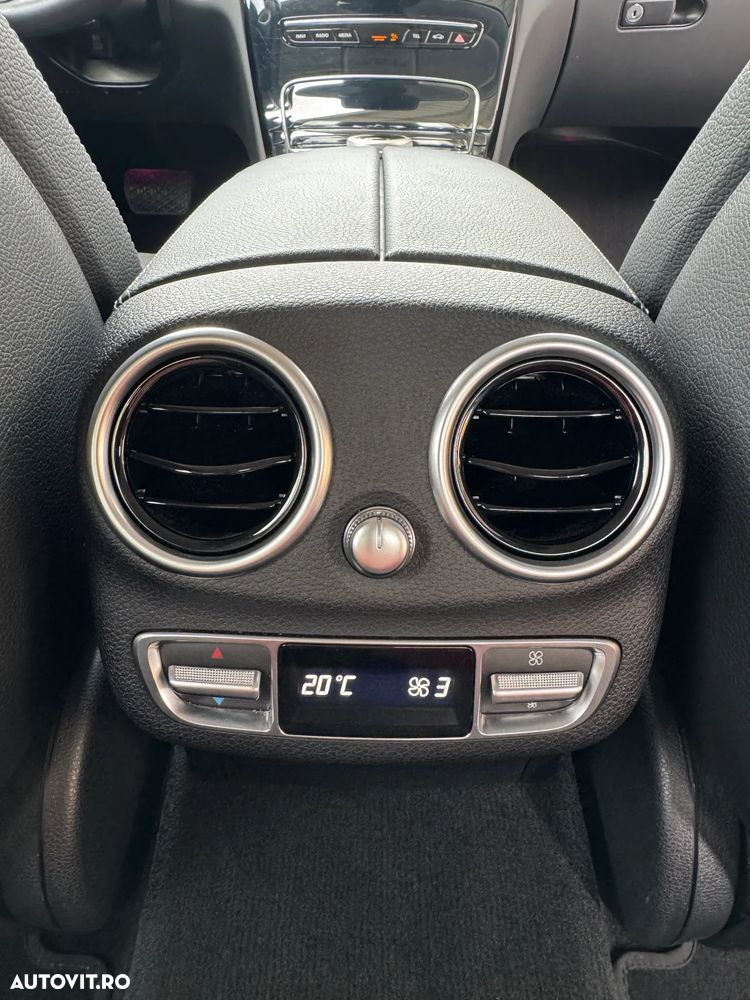 Mercedes-Benz C 220 d 4Matic 9G-TRONIC Avantgarde - 23