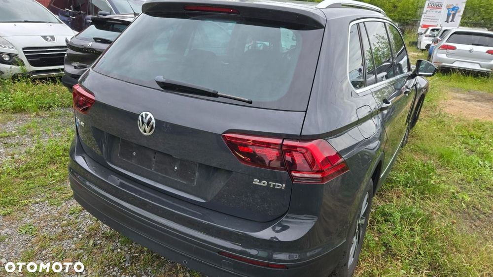 Volkswagen Tiguan - 19