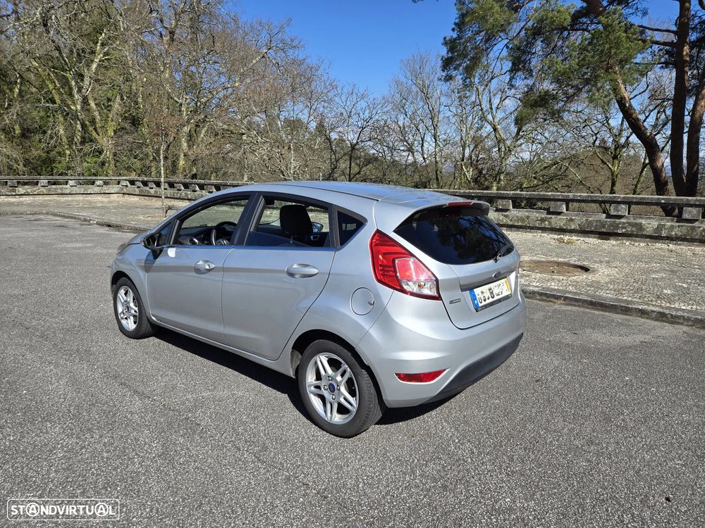 Ford Fiesta 1.0 T EcoBoost Titanium - 10