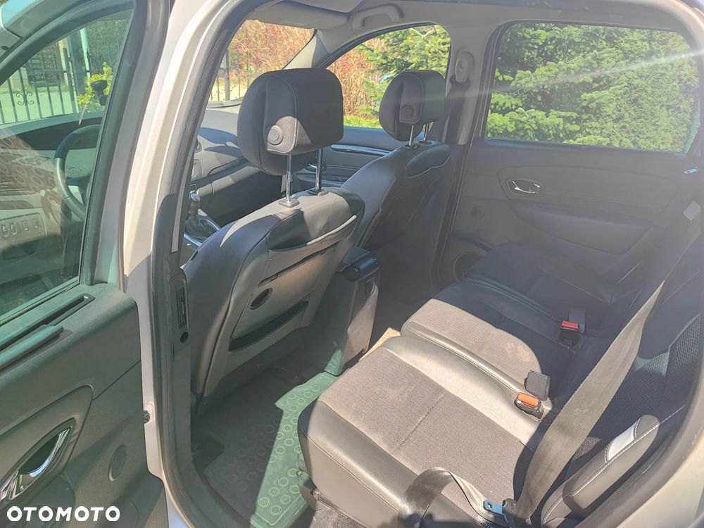 Renault Scenic 1.5dCi TomTom Edition - 9