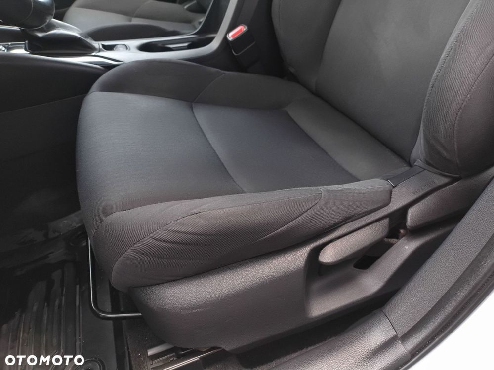 Toyota Corolla 1.8 Hybrid GPF Active - 12