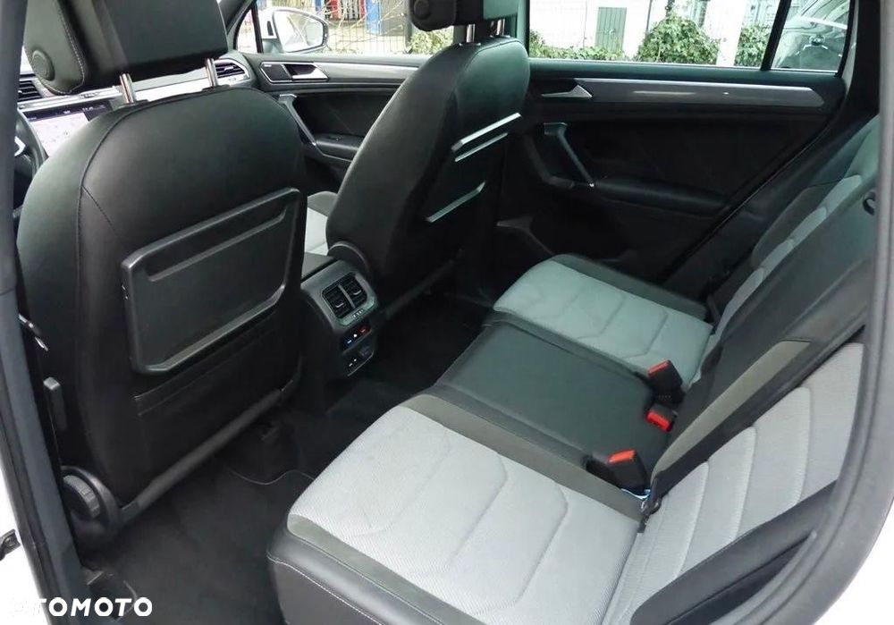 Volkswagen Tiguan - 6