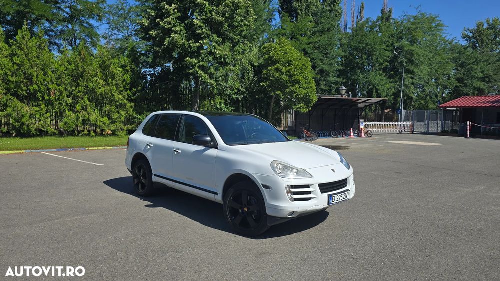 Porsche Cayenne Tiptronic S - 2