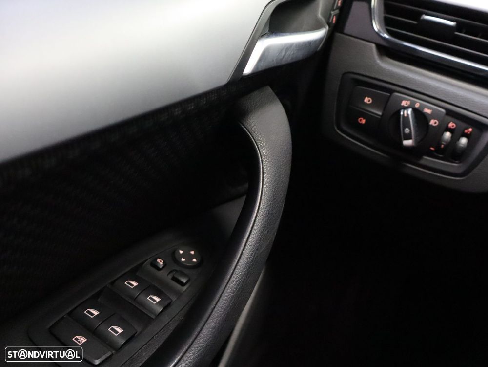 BMW X1 25 e xDrive - 20