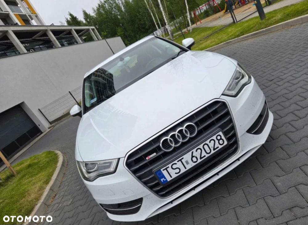 Audi A3 Sportback - 2