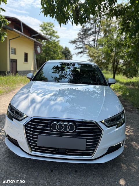 Audi A3 Sportback 40 S tronic - 2