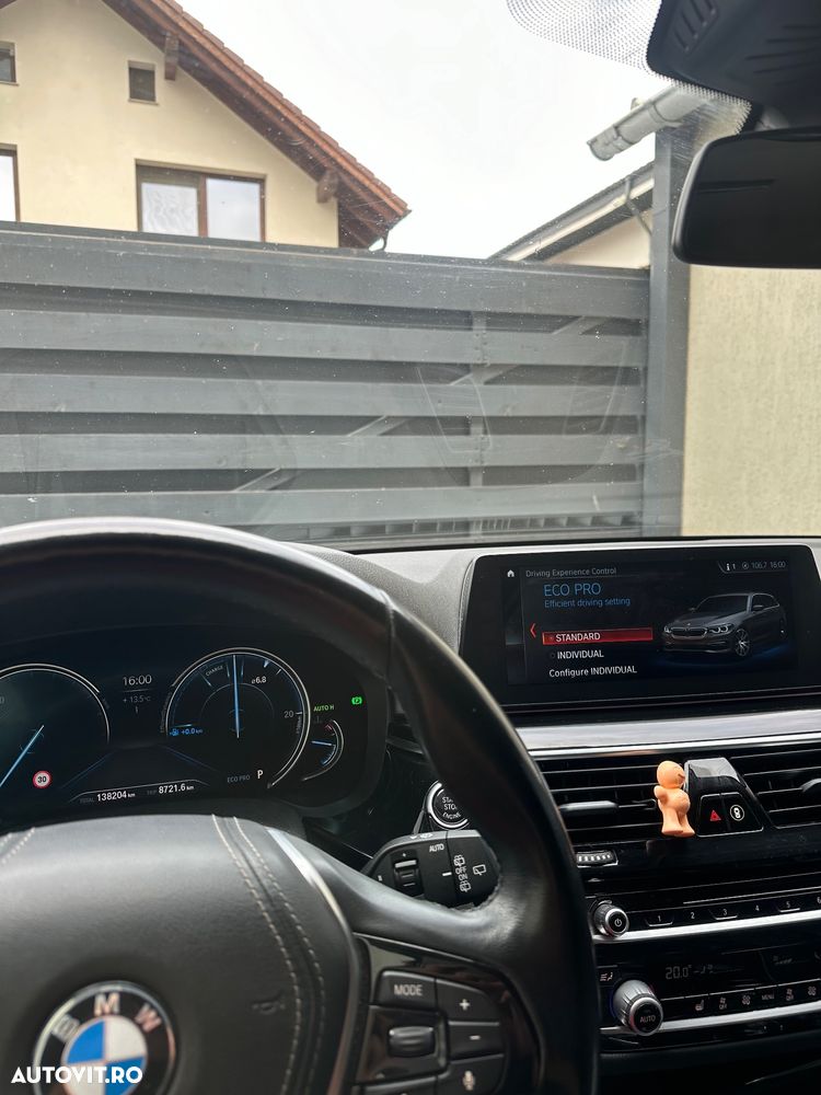 BMW Seria 5 520d xDrive Aut. Luxury Line - 16