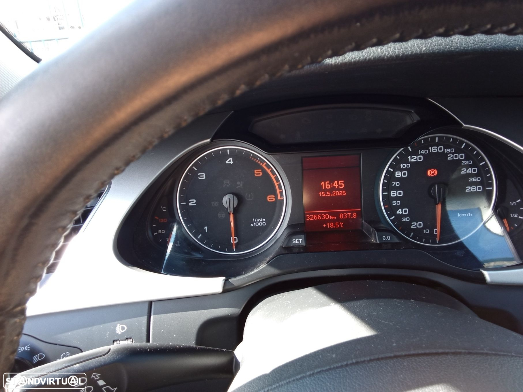 Audi A4 Avant 2.0 TDI Advance - 9