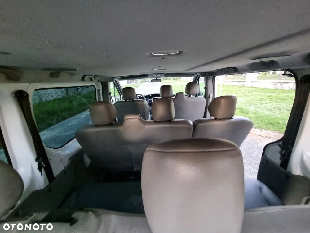 Opel Vivaro - 17