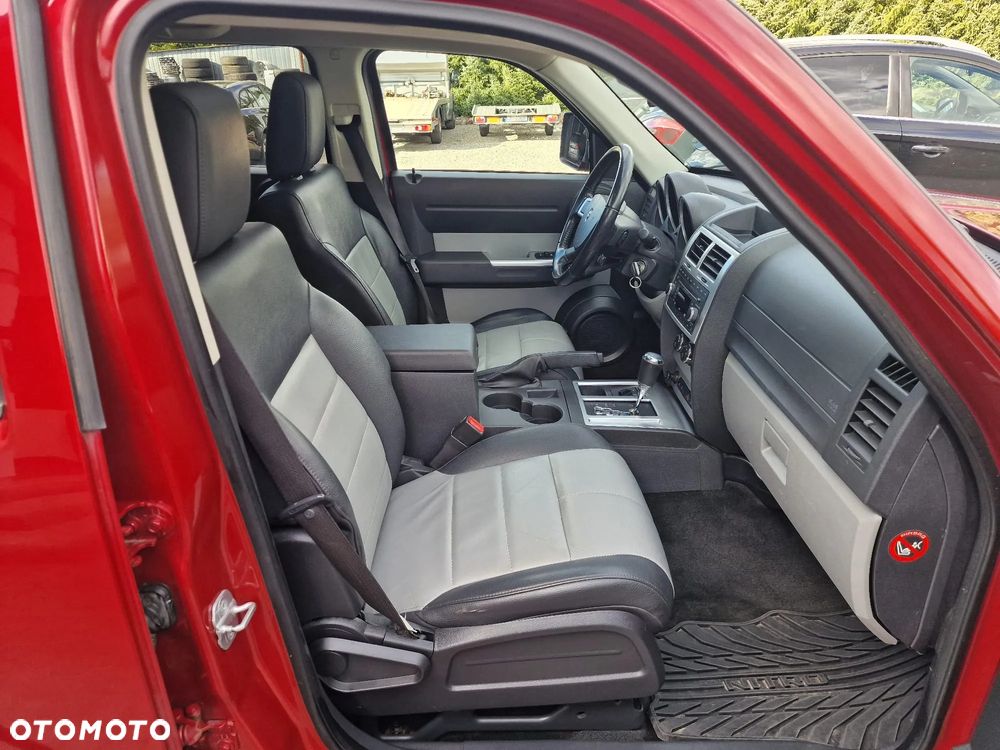 Dodge Nitro 2.8 CRD DPF Automatik R/T - 16