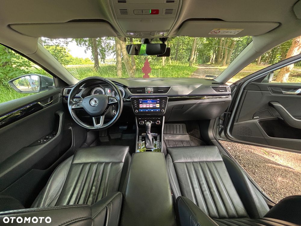 Skoda Superb 2.0 TDI SCR 4x4 L&K DSG - 25