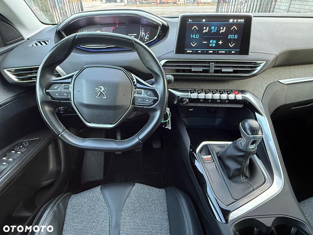 Peugeot 3008 - 36