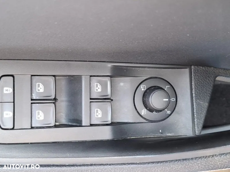 Skoda Superb 2.0 TSI DSG Style - 9