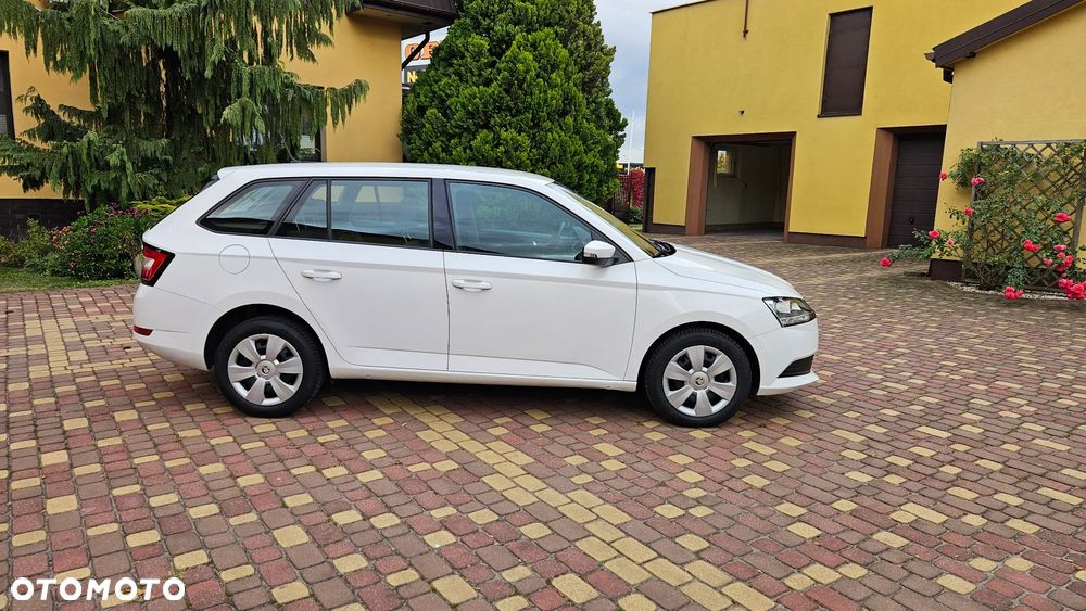 Skoda Fabia - 2