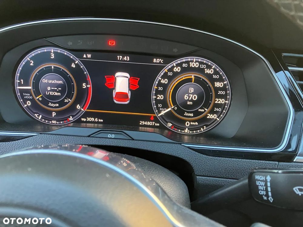 Volkswagen Passat - 26