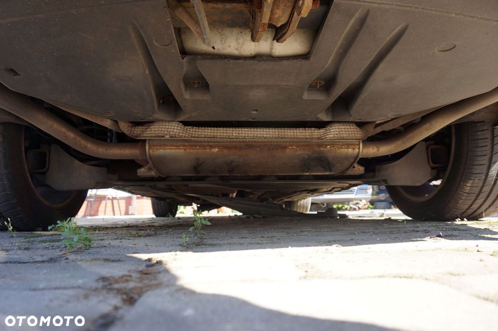 RENAULT LAGUNA III PH1 KOMBI 2009 TED69 2.0 DCI M9R808 150KM PK4004 SREBRNY na części - 16