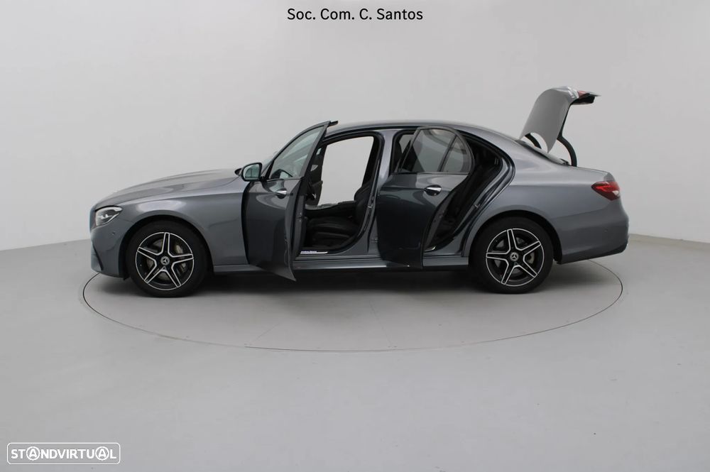 Mercedes-Benz E 300 de AMG Line - 7