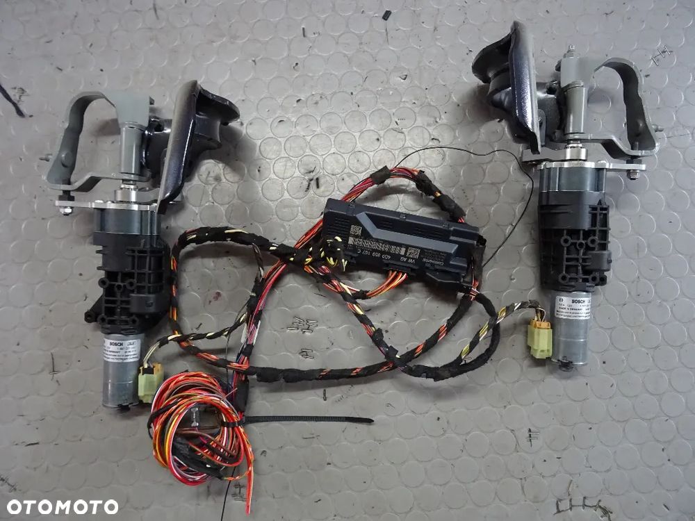 4G9827851E 4G9959107C klapa elektryczna silowniki Audi A6 C7 Avant LIFT czesci - 2