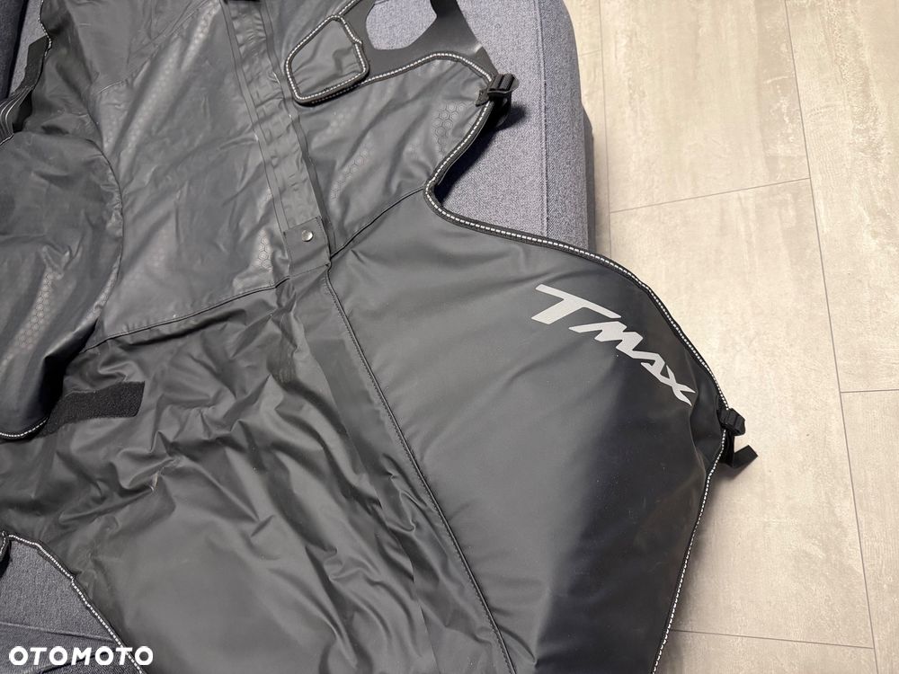 Yamaha Tmax - 22