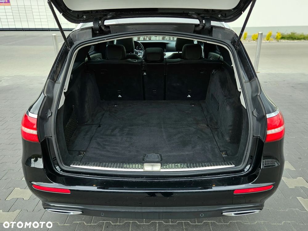 Mercedes-Benz Klasa E 220 d 9G-TRONIC - 14