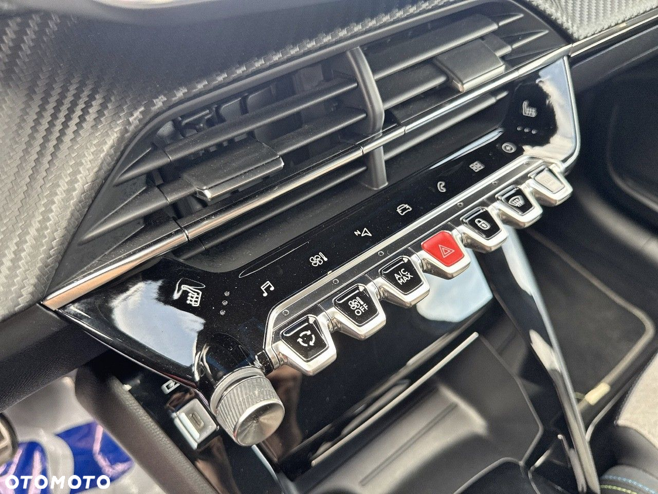 Peugeot 208 e-208 GT - 21