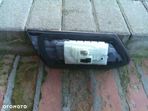MERCEDES E KLASA W238 LED PRAWA TYLNA LAMPA KLAPA ORYGINAŁ A2389062400 - 2