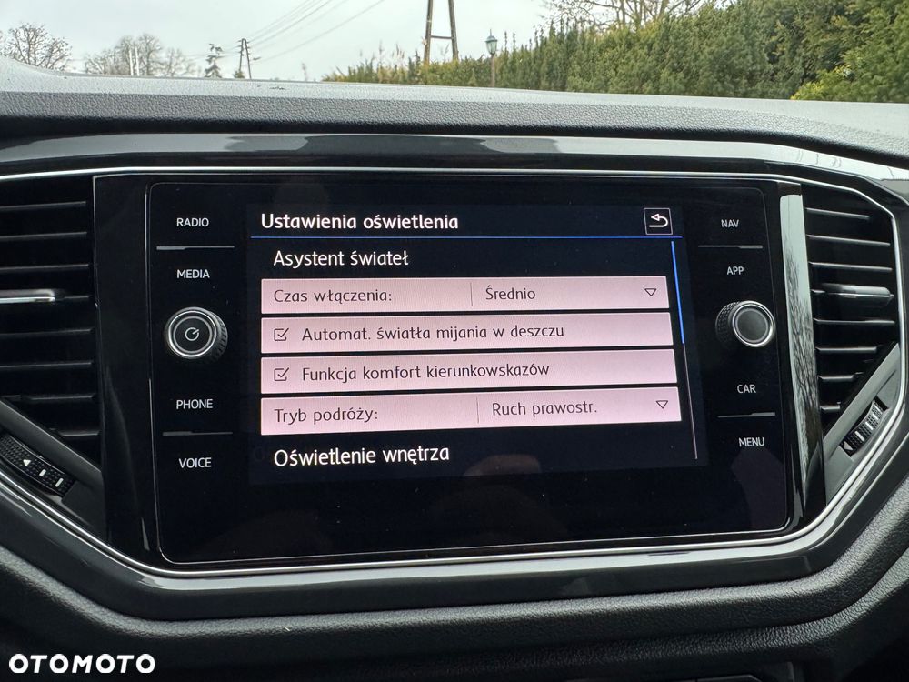 Volkswagen T-Roc 1.5 TSI GPF ACT Premium - 32