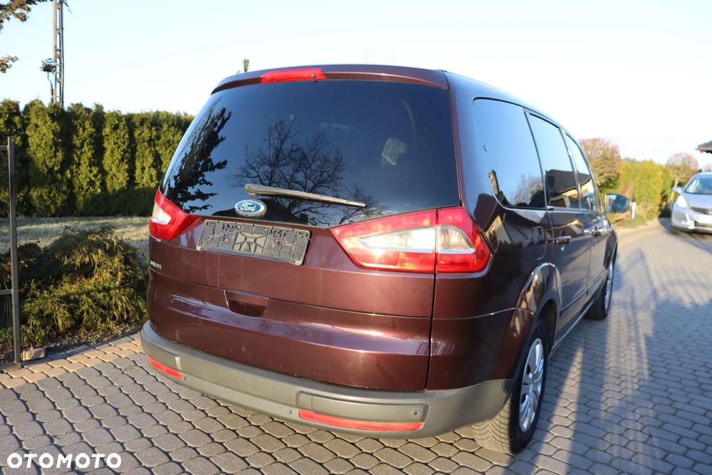 Ford Galaxy - 9