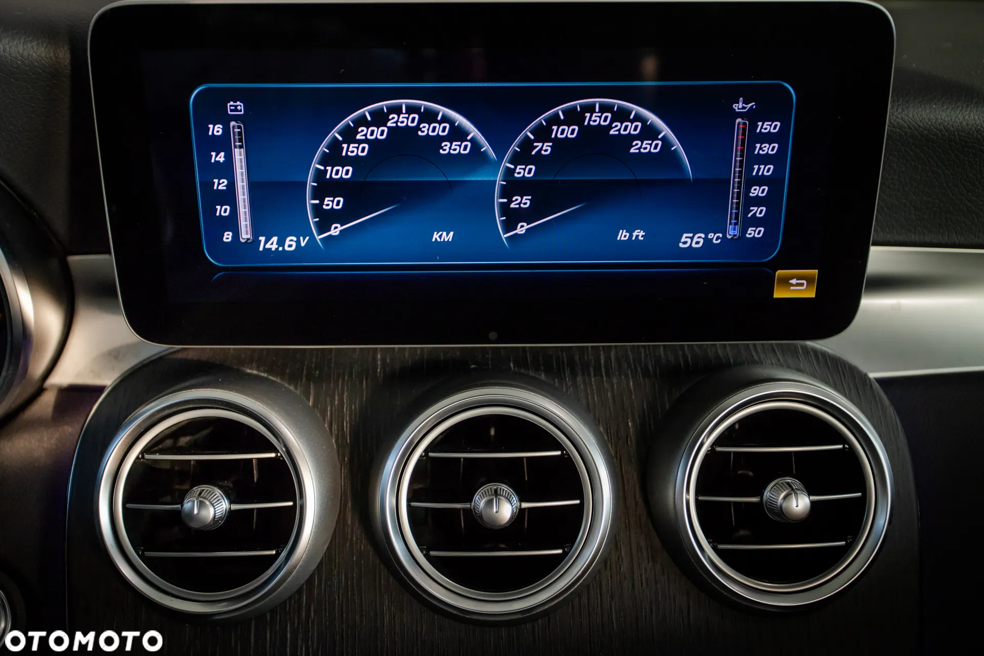 Mercedes-Benz Klasa C 300 4MATIC 9G-TRONIC - 28