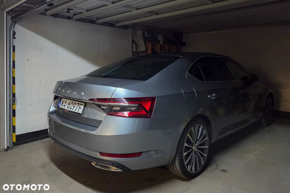 Skoda Superb 2.0 TDI SCR 4x4 L&K DSG - 31