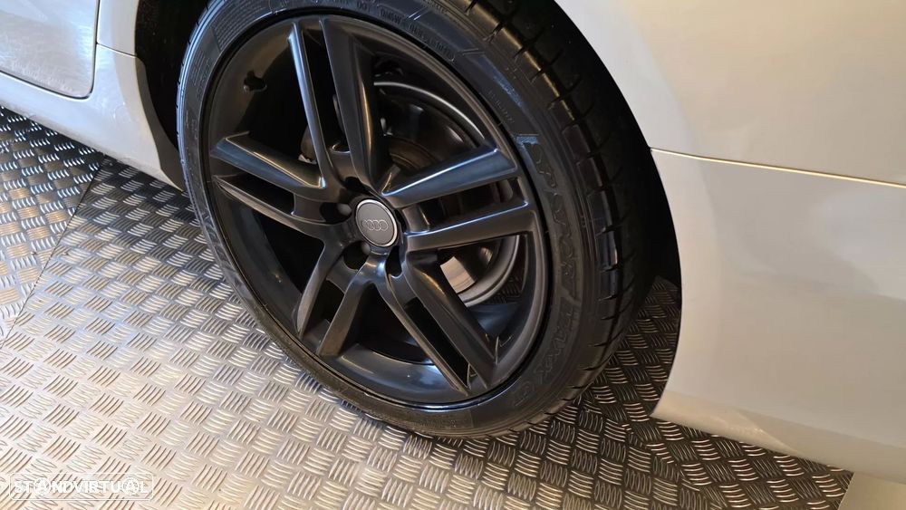 Audi A6 Avant 2.0 TDi S-line S tronic - 28