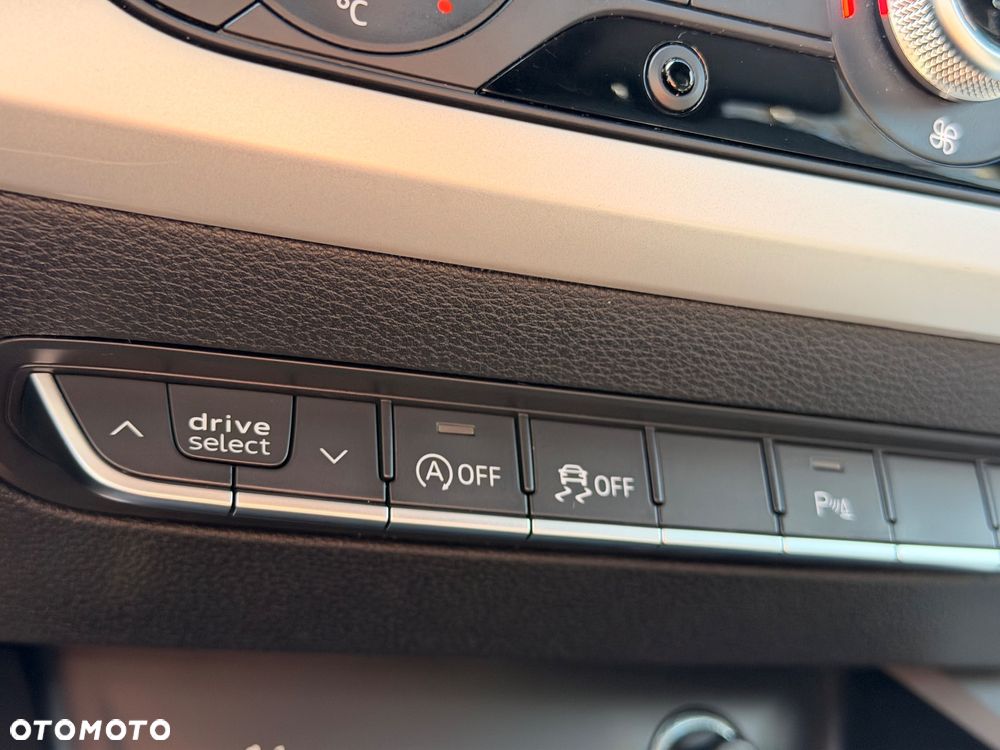 Audi A4 Avant 35 TFSI S tronic S line - 15