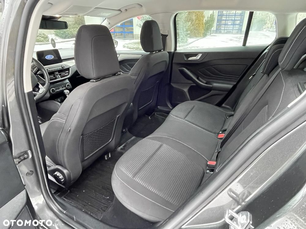 Ford Focus 2.0 EcoBlue Titanium - 20