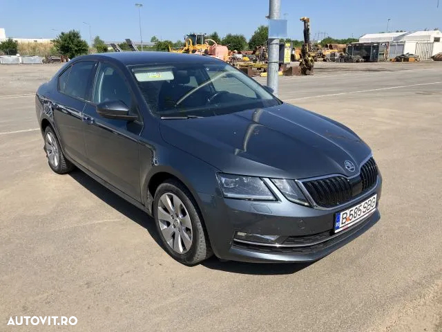 Skoda Octavia Combi Diesel 1.6 TDI Active - 2