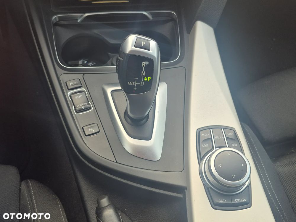 BMW 3GT 320d Advantage sport - 14