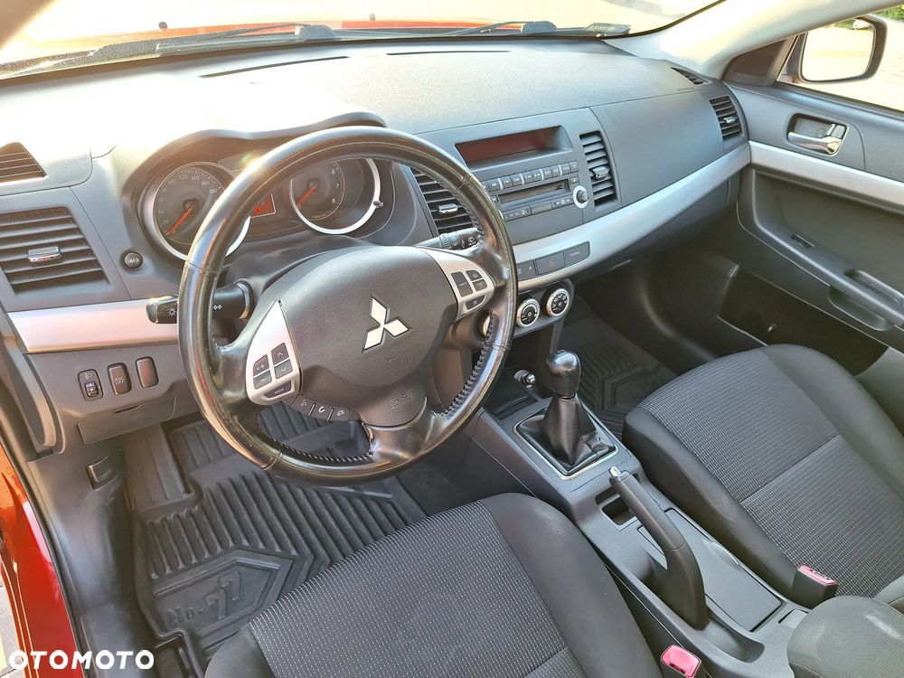 Mitsubishi Lancer 1.8 Invite - 15