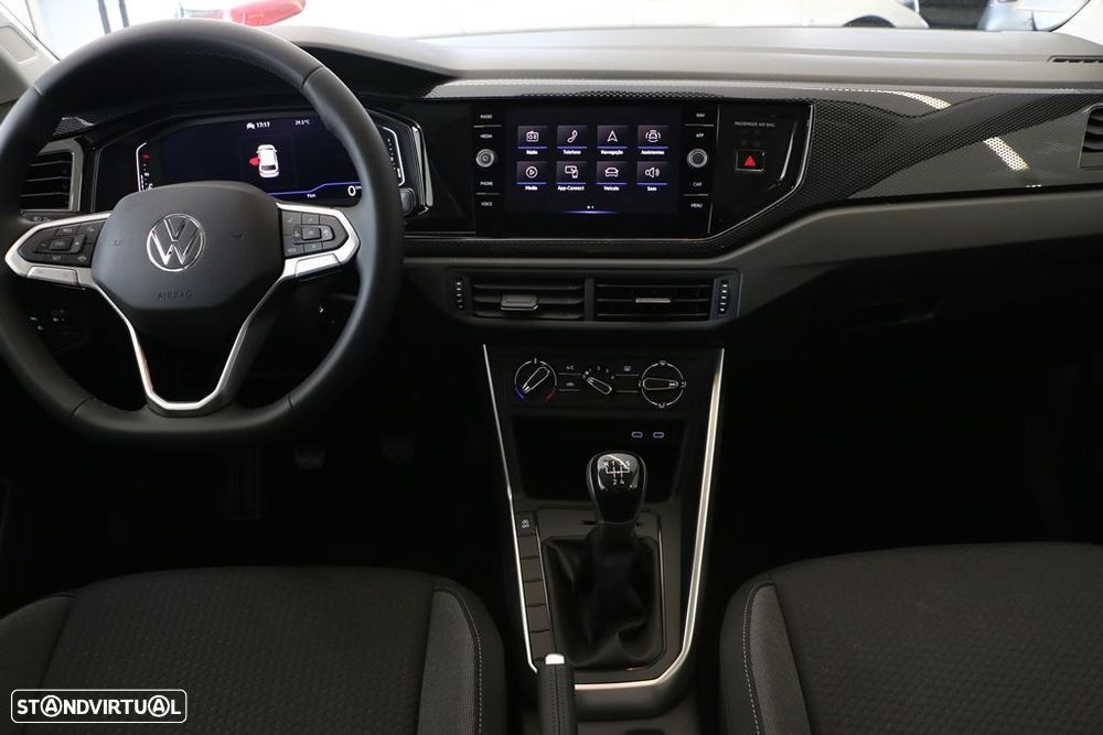 VW Polo 1.0 TSI Urban DSG - 24