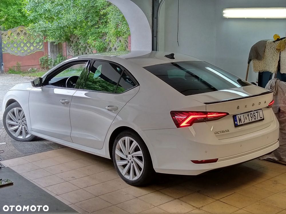 Skoda Octavia 1.5 TSI ACT Sportline - 17