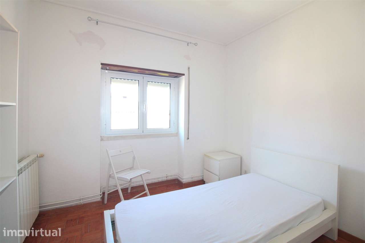 Quarto na zona de Celas - Grande imagem: 2/7