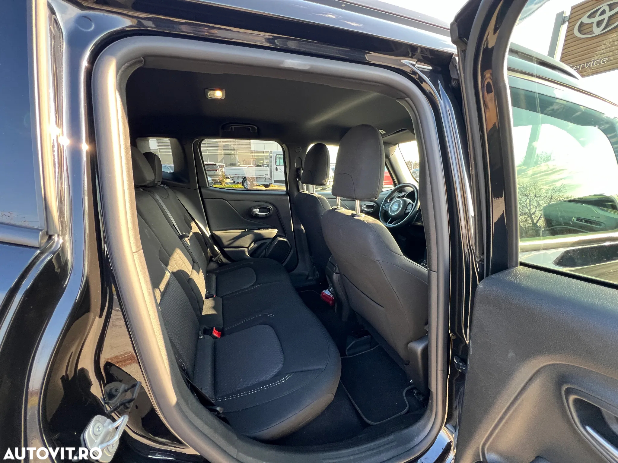 Jeep Renegade - 7
